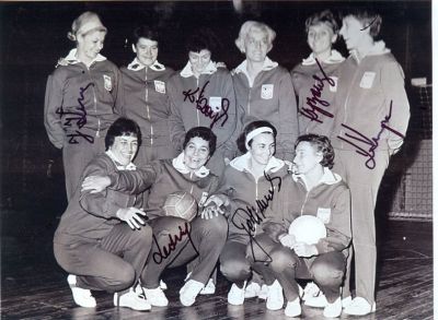 Siatkarki IO Tokio 1964 brąz (Jadwiga Marko-Książek, Krystyna Czajkowska, Krystyna Jakubowska, Krystyna Krupa, Józefa Ledwig, Maria Golimowska)
