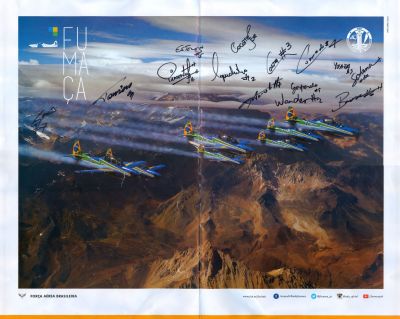 Esquadrilha da Fumaça
Daniel GARCIA Pereira #7, Márcio Aparecido TONISSO Americana Especialista em Aviões, José de Almeida PIMENTEL Neto #6, Pedro Augusto ESTEVES #5, Thiago Romeiro CAPUCHINHO #2, Jornalist Flávia Medeiros Cocate, Ubirajara Pereira COSTA Júnior #3, Marcos Mendes CONRADO Veiga #4, MARCELO Oliveira Silva #7, Nilson Rafael Oliveira GASPARELO #5, Cléryson WANDER Teixeira #2, Lucas Pacheco Yoshida #3, Doctor Igor do Nascimento Sotana, Felipe Caldoncelli BARRA Melo #6
