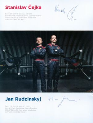 Flying Bulls (Stanislav Cejka, Jan Rudzinskyj)
