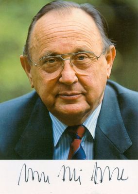 Hans-Dietrich Genscher
