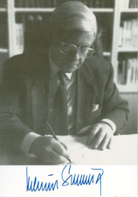 Helmut Schmidt
