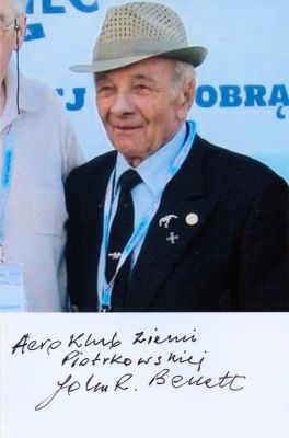 John Benett (Jan Książczyk)
