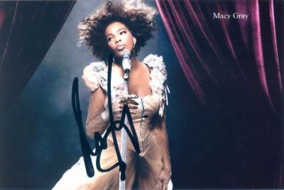 Macy Gray
