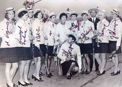 Siatkarki IO Meksyk 1968 brąz (Halina Aszkiełowicz, Barbara Niemczyk, Krystyna Jakubowska, Krystyna Ostromęcka, Wanda Wiecha, Krystyna Krupa, Krystyna Czajkowska, Józefa Ledwig, Elżbieta Porzec, Jadwiga Marko-Książek)

