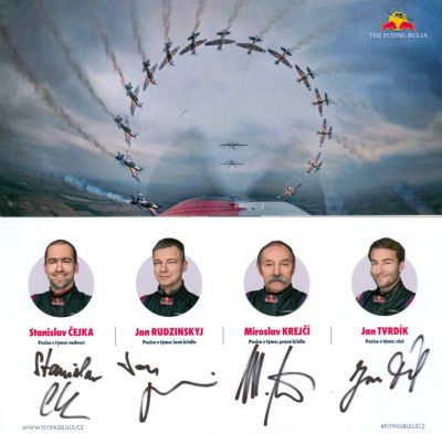 Flying Bulls (Stanislav Cejka, Jan Rudzinskyj, Miroslav Krejci, Jan Tvrdik)

